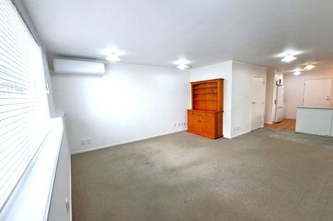 Photo of property in 11a Roberts Road, Matakatia, Whangaparaoa, 0930