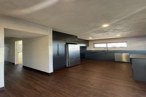 Photo of property in 255 Don Buck Road, Massey, Auckland, 0614