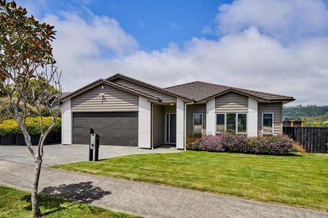 Photo of property in 25 Paparoa Crescent, Aotea, Porirua, 5024