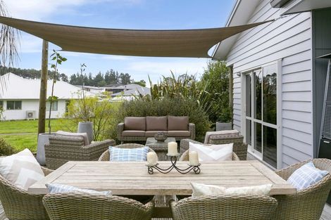 Photo of property in 4 John Norrie Place, Motuoapa, 3382