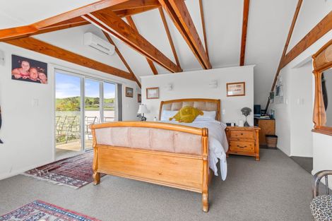 Photo of property in 2 Lees Pakaraka Road, Te Ore Ore, Masterton, 5886