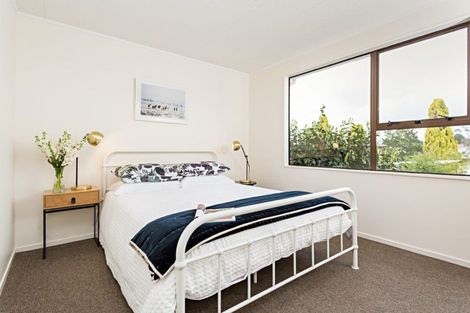 Photo of property in 1/14 Moxham Grove, Massey, Auckland, 0614