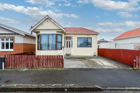 Photo of property in 11 Fawcett Street, South Dunedin, Dunedin, 9012