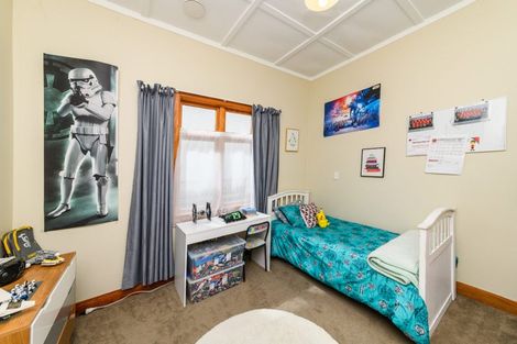 Photo of property in 25 Edgeware Road, Palmerston North, 4410