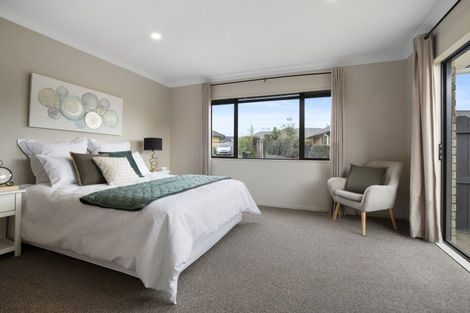 Photo of property in 27 Greig Place, Pukekohe, 2120