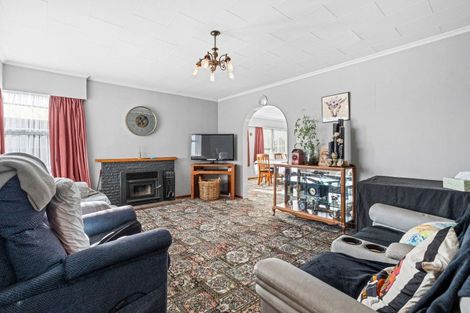 Photo of property in 3 Drake Street, Levin, 5510