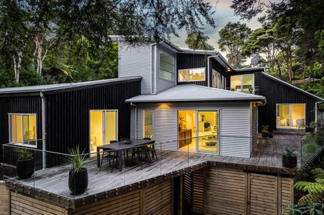 Photo of property in 13 Miha Road, Titirangi, Auckland, 0604