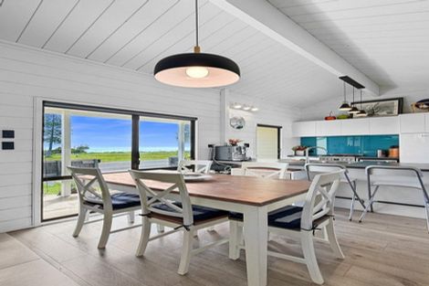 Photo of property in 174 Ocean Road, Ohope, 3121