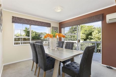Photo of property in 2/16 Fernbird Place, Massey, Auckland, 0614