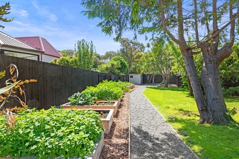 Photo of property in 2/71b Main Road, Redcliffs, Christchurch, 8081