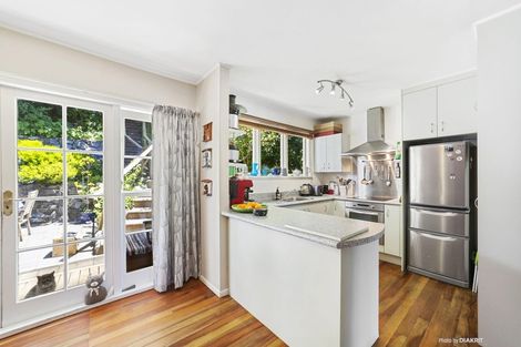 Photo of property in 12 Williamson Way, Karori, Wellington, 6012