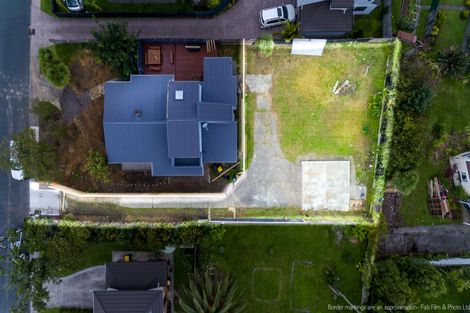 Photo of property in 3a Crompton Road, Massey, Auckland, 0614