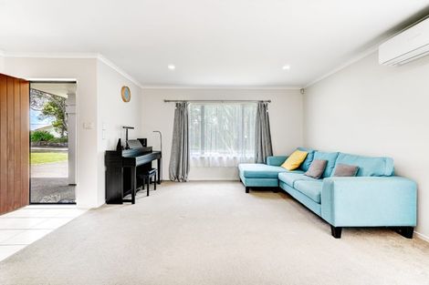 Photo of property in 8 Avonglen Court, Wattle Downs, Auckland, 2103