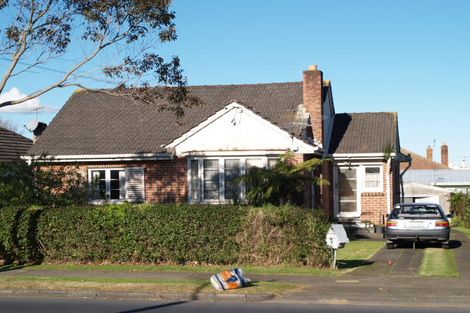 Photo of property in 1/446 Massey Road, Mangere East, Auckland, 2024