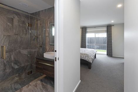 Photo of property in 6 Larissa Road, Halswell, Christchurch, 8025