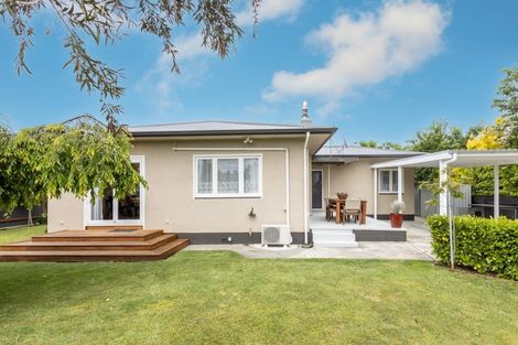 Photo of property in 915 Churchill Street, Akina, Hastings, 4122
