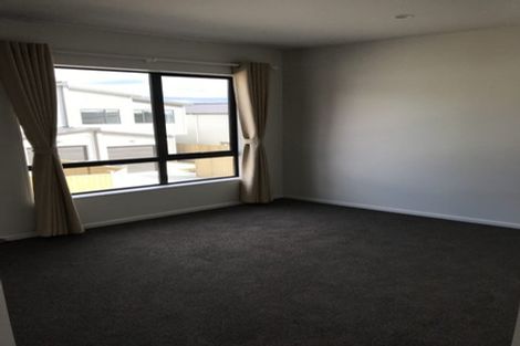 Photo of property in 9 Sophie Lane, Henderson, Auckland, 0612