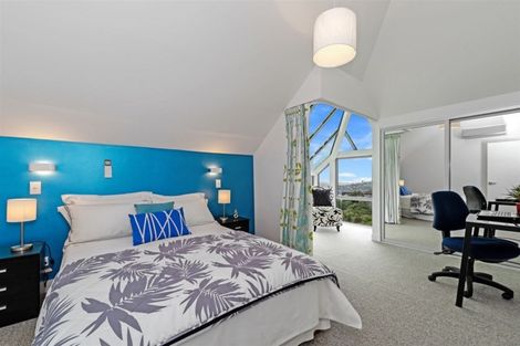 Photo of property in 9 Takahe Drive, Cashmere, Christchurch, 8022