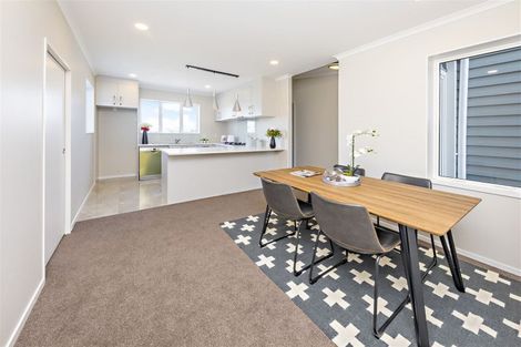 Photo of property in 20 Saddleback Crescent, Papakura, 2110