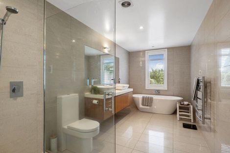Photo of property in 10 Royds Street, Fendalton, Christchurch, 8014