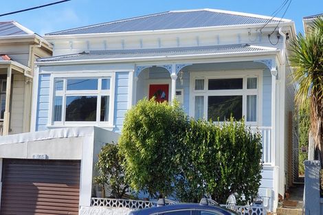 Photo of property in 39 Hanson Street, Mount Cook, Wellington, 6021