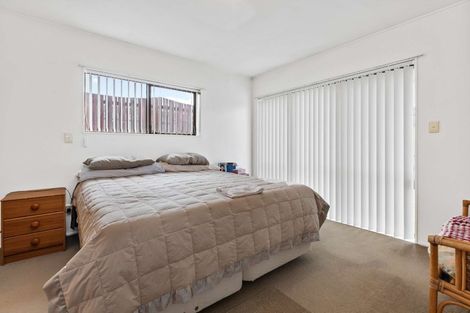 Photo of property in 2/7 Menary Street, Papakura, 2110