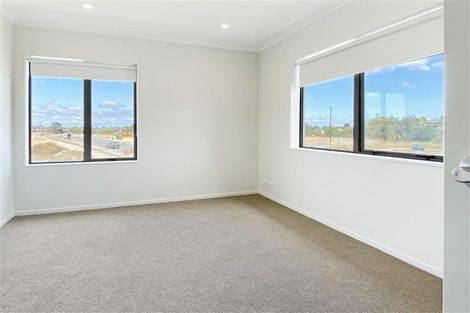 Photo of property in 94 Te Napi Drive, Takanini, 2112