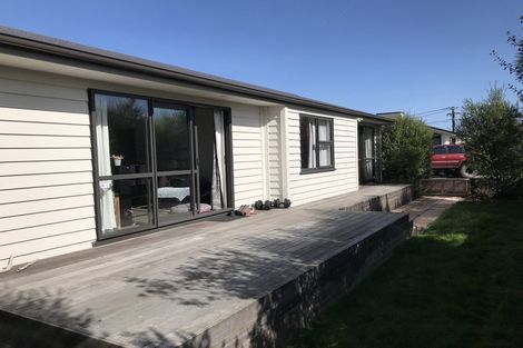 Photo of property in 69 Palmers Road, New Brighton, Christchurch, 8083