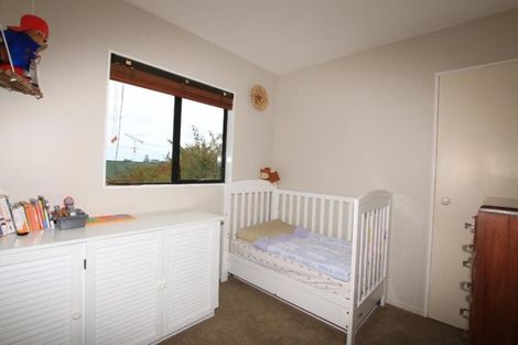 Photo of property in 90c Rosier Road, Glen Eden, Auckland, 0602