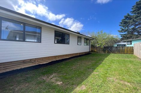 Photo of property in 43 Beeston Crescent, Manurewa, Auckland, 2102