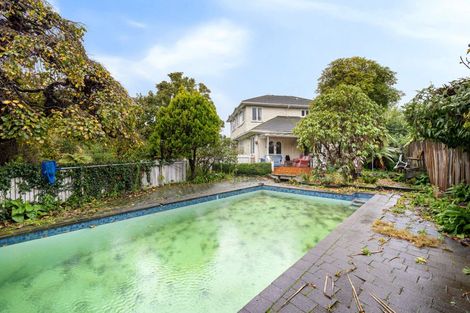 Photo of property in 104 North Parade, Richmond, Christchurch, 8013