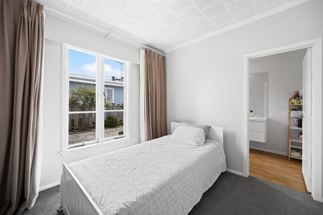 Photo of property in 10 Vectis Road, Hillcrest, Hamilton, 3216