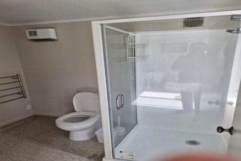 Photo of property in 1/25 Mahara Avenue, Birkenhead, Auckland, 0626
