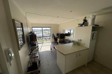 Photo of property in 3d/18 Ronwood Avenue, Manukau, Auckland, 2104