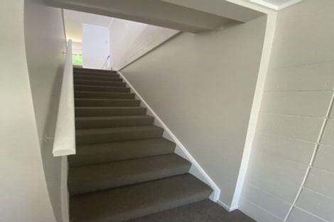 Photo of property in 15f1 Bloomsbury Grove, Newlands, Wellington, 6037