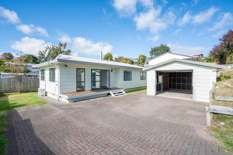 Photo of property in 32 Puriri Street, Hilltop, Taupo, 3330
