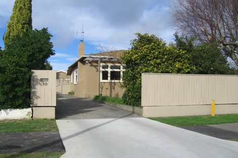 Photo of property in 30 Puriri Terrace, Roslyn, Palmerston North, 4414