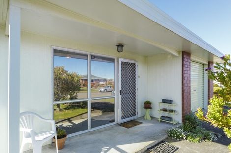 Photo of property in 24 Shelton Place, Feilding, 4702