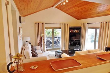 Photo of property in 115 Pacific View Drive, Whangamata, 3620