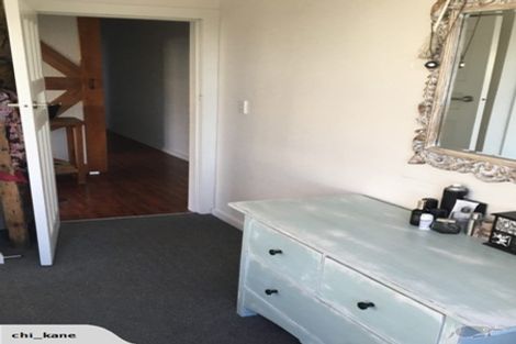 Photo of property in 130 Saint Martins Road, Saint Martins, Christchurch, 8022