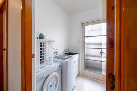 Photo of property in 120 Estuary Road, South New Brighton, Christchurch, 8062
