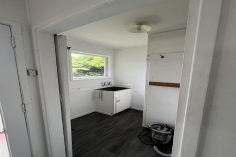 Photo of property in 38 Neal Avenue, Glenfield, Auckland, 0629