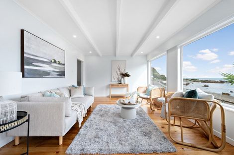 Photo of property in 30 Owhiro Bay Parade, Owhiro Bay, Wellington, 6023