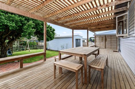 Photo of property in 18 Olwyn Terrace, Dinsdale, Hamilton, 3204