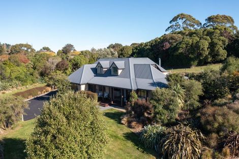 Photo of property in 23a Hyndhope Road, Kennedys Bush, Christchurch, 8025