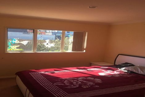 Photo of property in 22 Gilford Place, East Tamaki Heights, Auckland, 2016