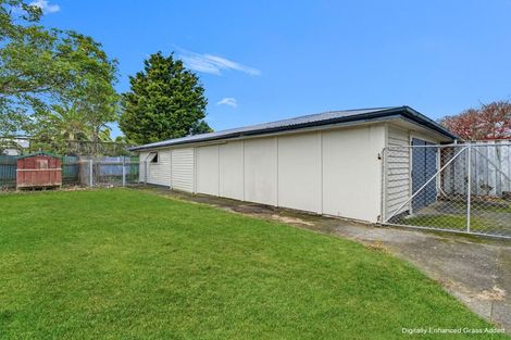 Photo of property in 17 Neptune Street, Dannevirke, 4930