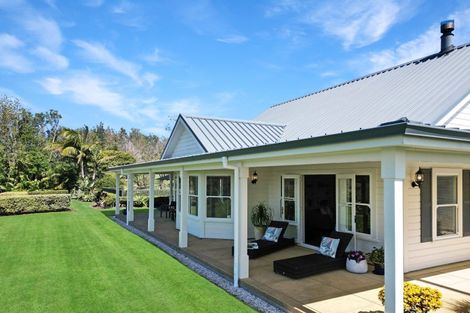 Photo of property in 41 Retreat Road, Haruru, 0204