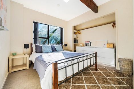 Photo of property in 16 Stredwick Drive, Torbay, Auckland, 0630
