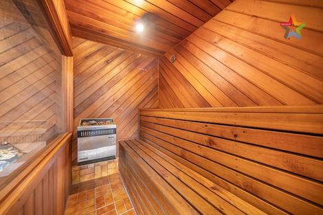 Photo of property in 4 Haast Close, Kelson, Lower Hutt, 5010
